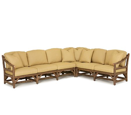 Lola Sectional